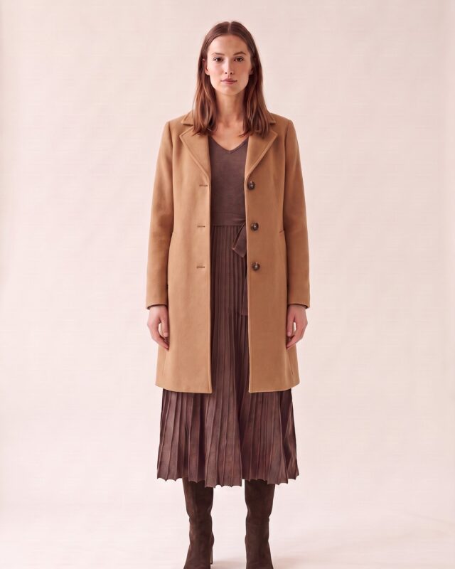 Splurge look from What to Wear on an October Date: 3 Outfits for Every Budget